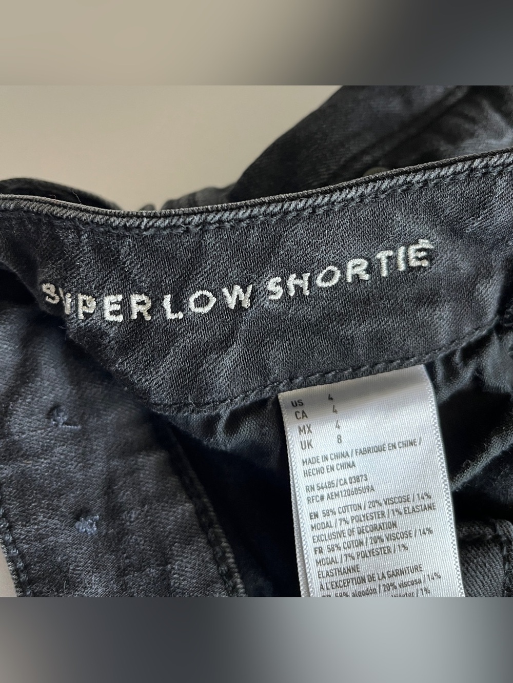 American Eagle super low shortie 4 super stretch black jean denim micro Y2K mini - Picture 5 of 5
